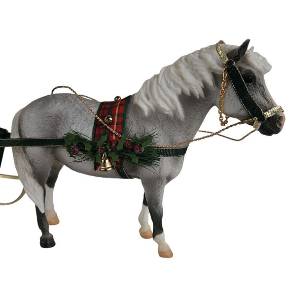 Vintage Breyer Horse & Sleigh Christmas Decoration Set "Peace On Earth" 2001 - Picture 5 of 7